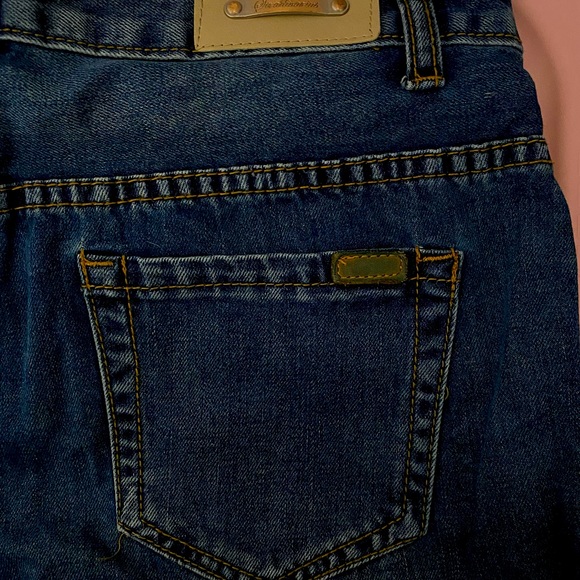 Stradivarius jean shorts - Picture 2 of 4